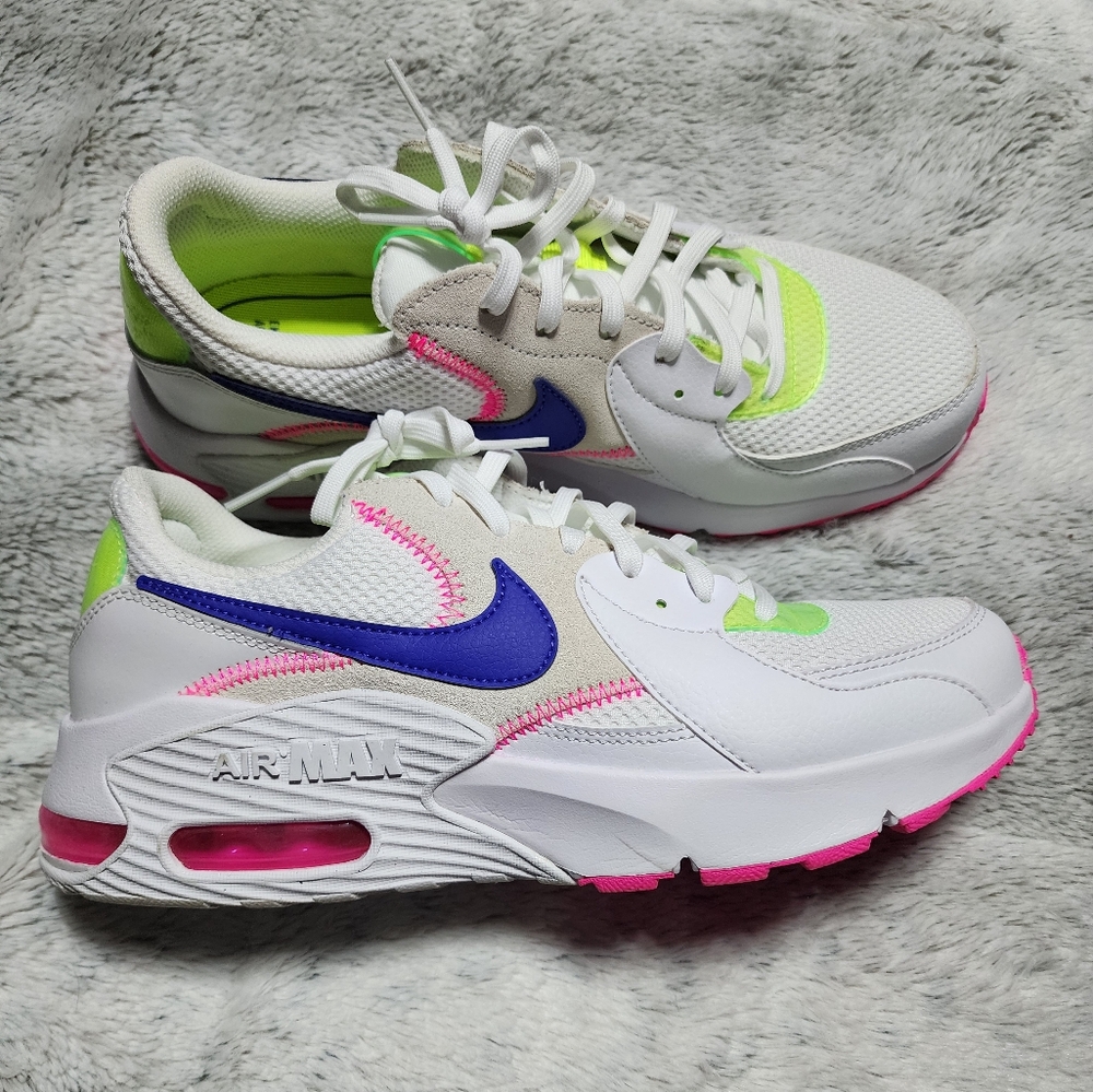 Nike Air Max (women's 9.5)